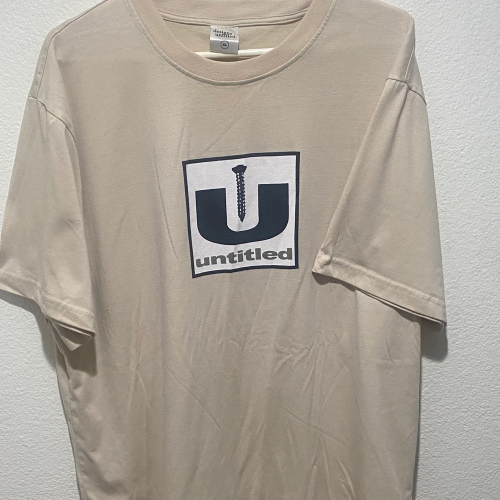 Beige T-Shirt for Men It says it all Screw U
XL Good condition